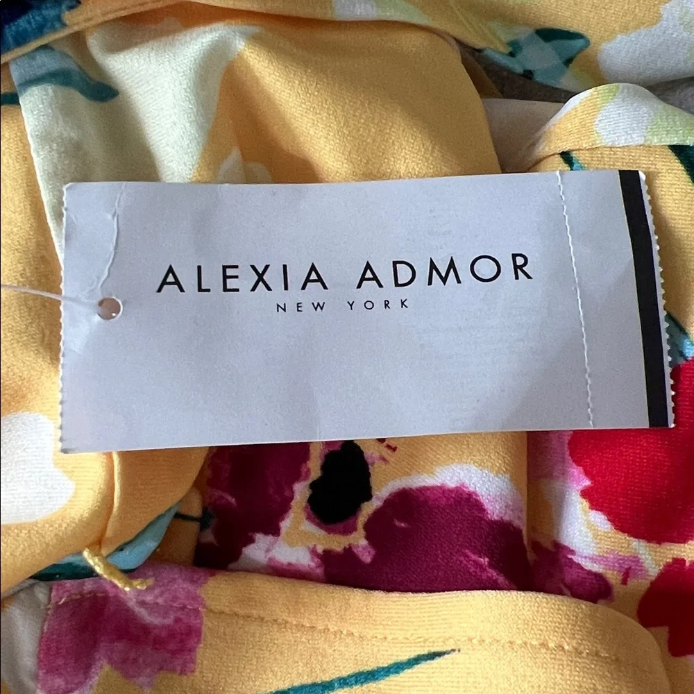 Alexia Admor Floral Wrap Dress - Picture 10 of 11
